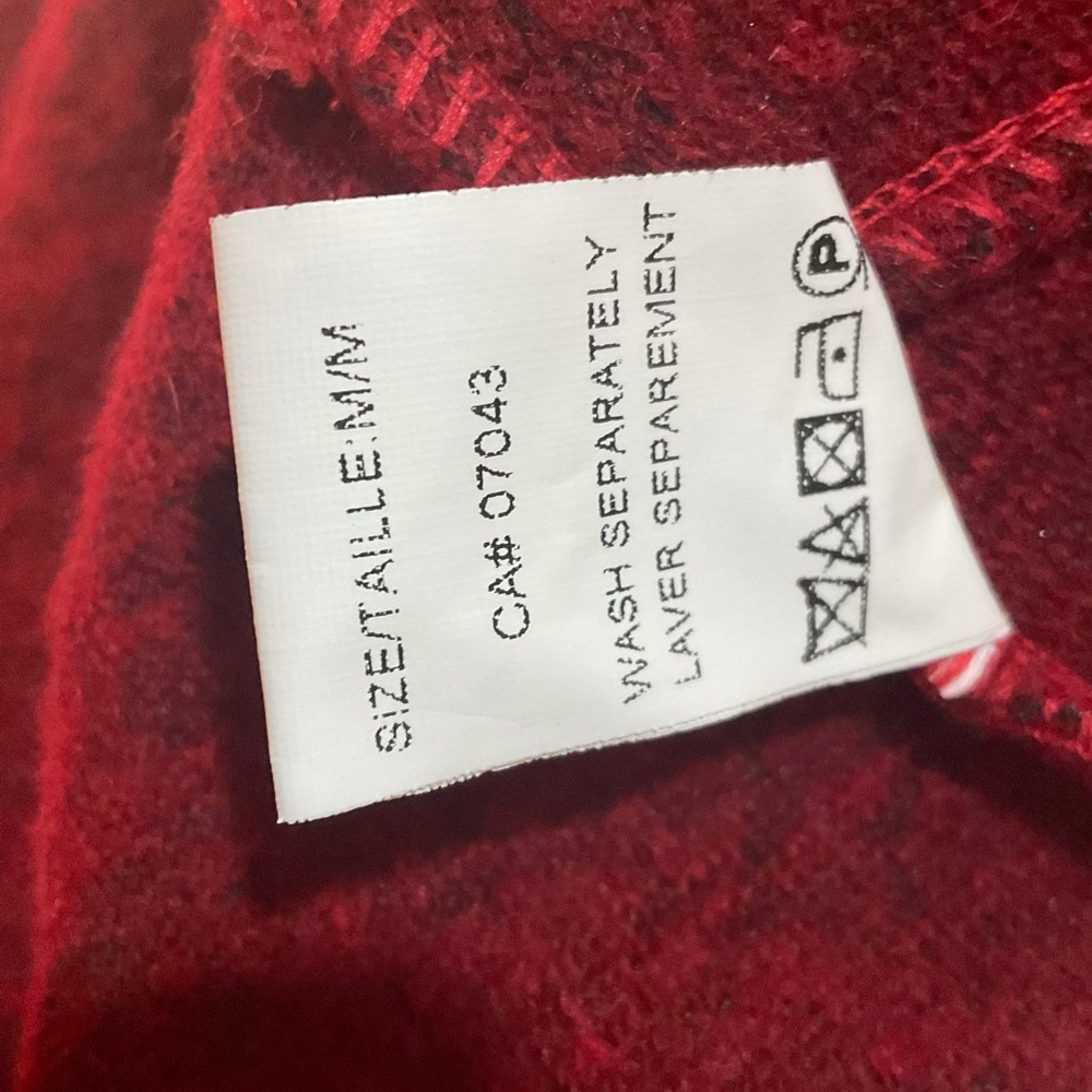“MARISA & MARIE “ Wool Sweater. - Picture 8 of 9